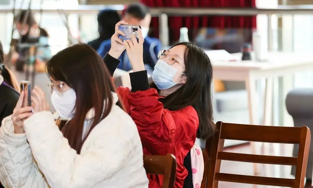 37讨论分享会观众-2.jpeg 37讨论分享会观众-2.jpeg